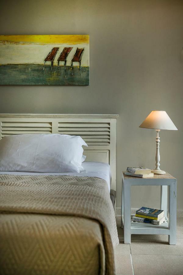 Martini Waterfront Suites Фискардо Екстериор снимка
